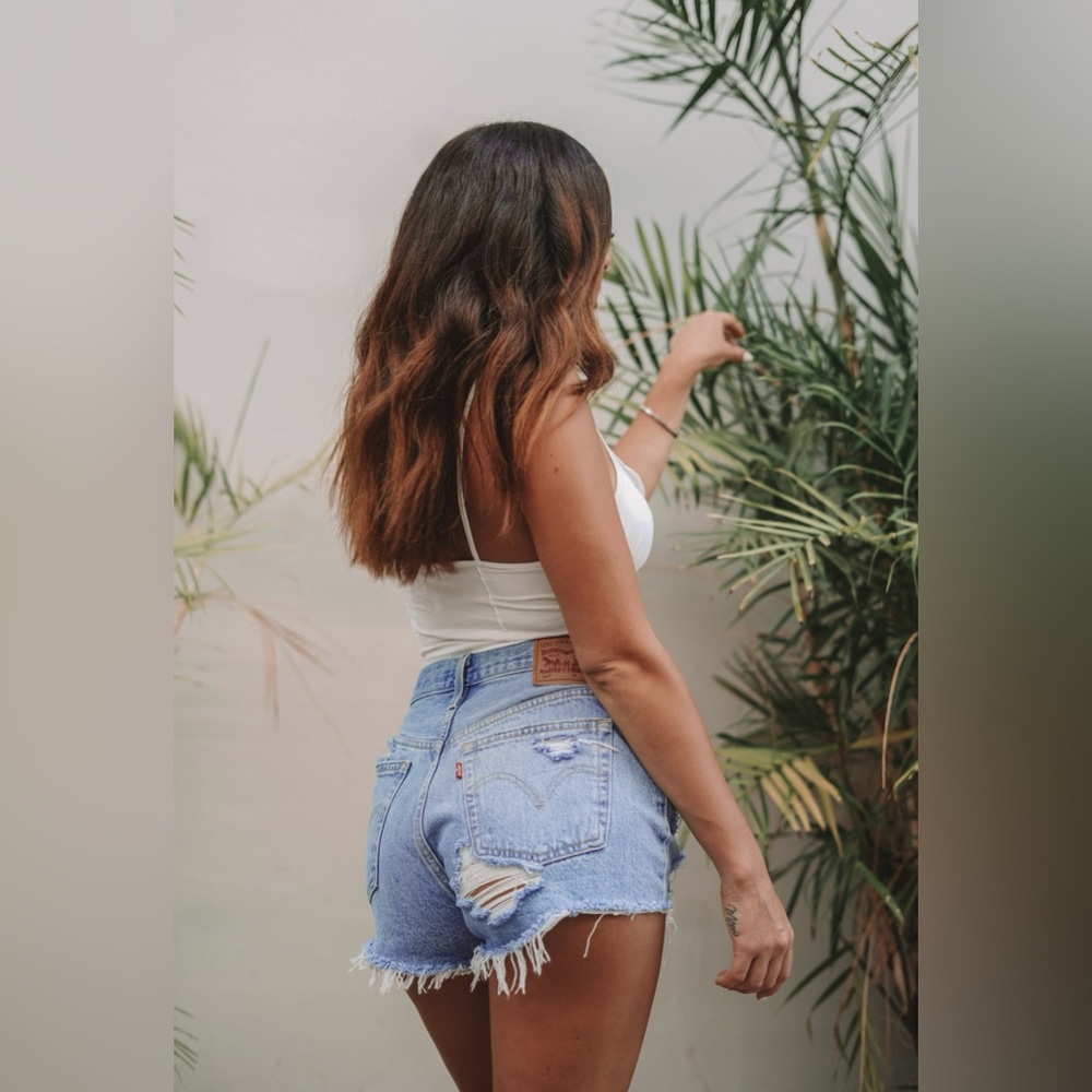 Levi 501 Distressed Shorts 💙🩵